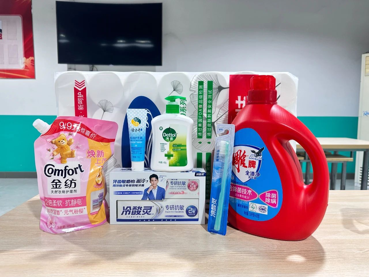 【致敬芳華 感恩有你】濃情三八節(jié)，愛意獻給她